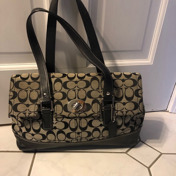 Coach Handbags - Coach black purse excellent condition Coach Handbags - Coach black purse excellent condition